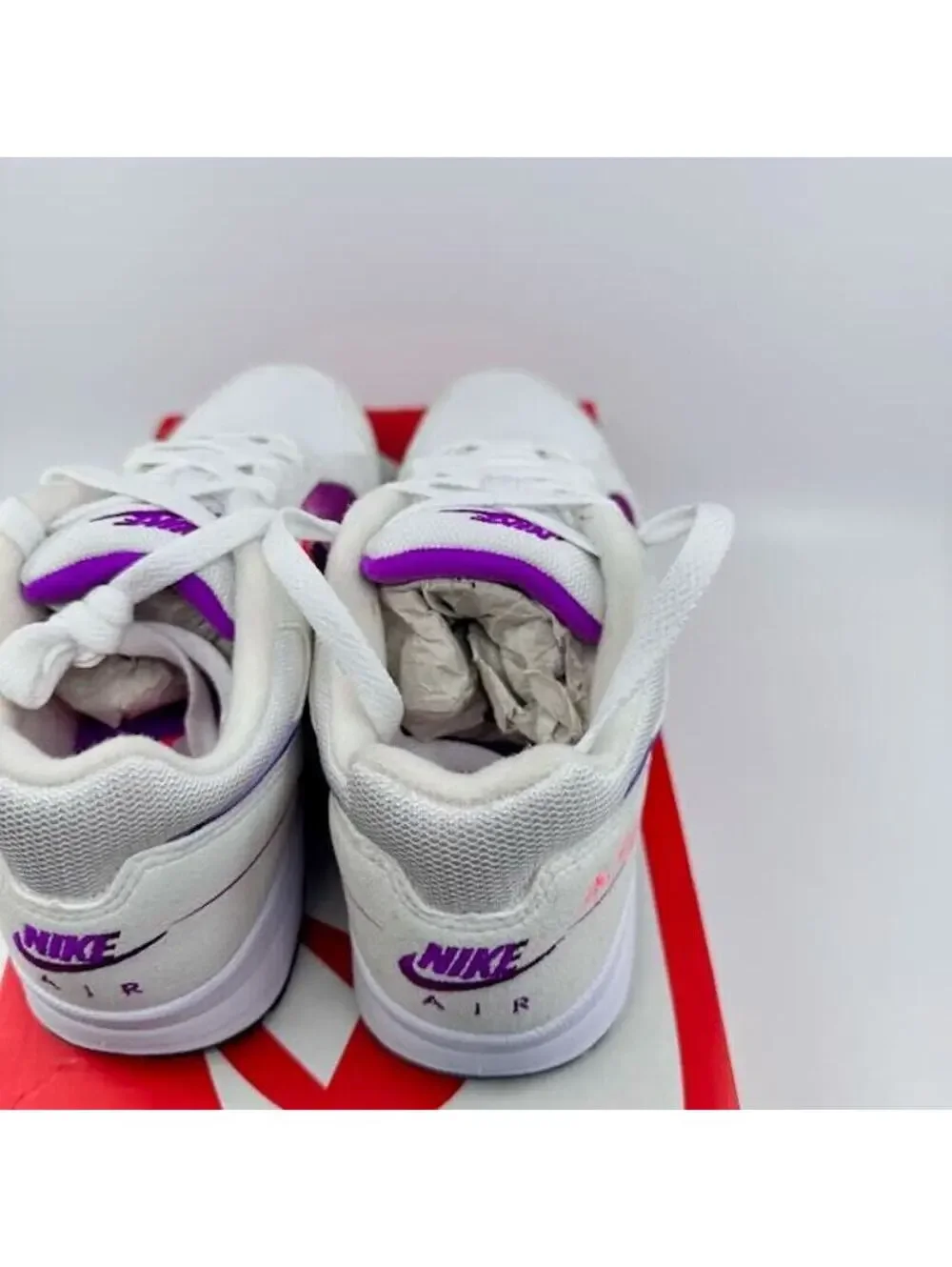 NEW Nike Air Skylon 2 Sneaker Shoes Lace-Up White Court Purple Solar Red Girls 4